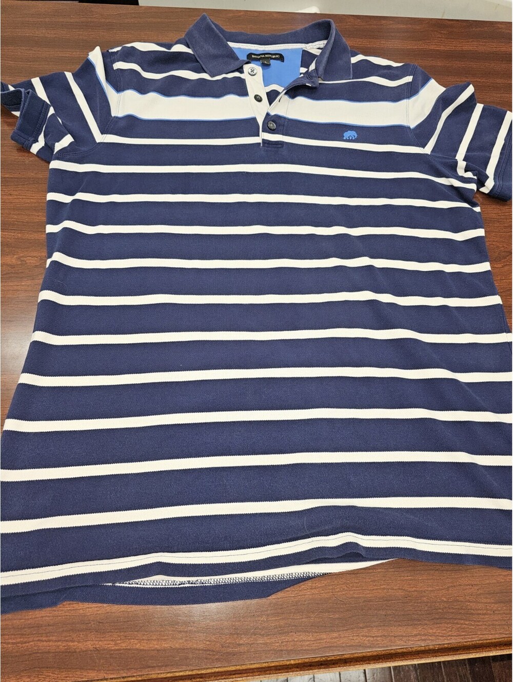 Banana Republic Men's Large Navy Blue and White Stripe Short Sleeve Polo Shirt